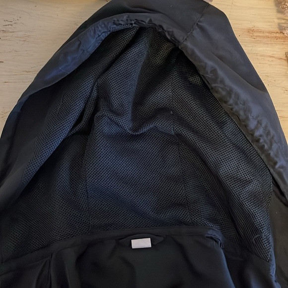 Dutch Bros jacket - Picture 12 of 14